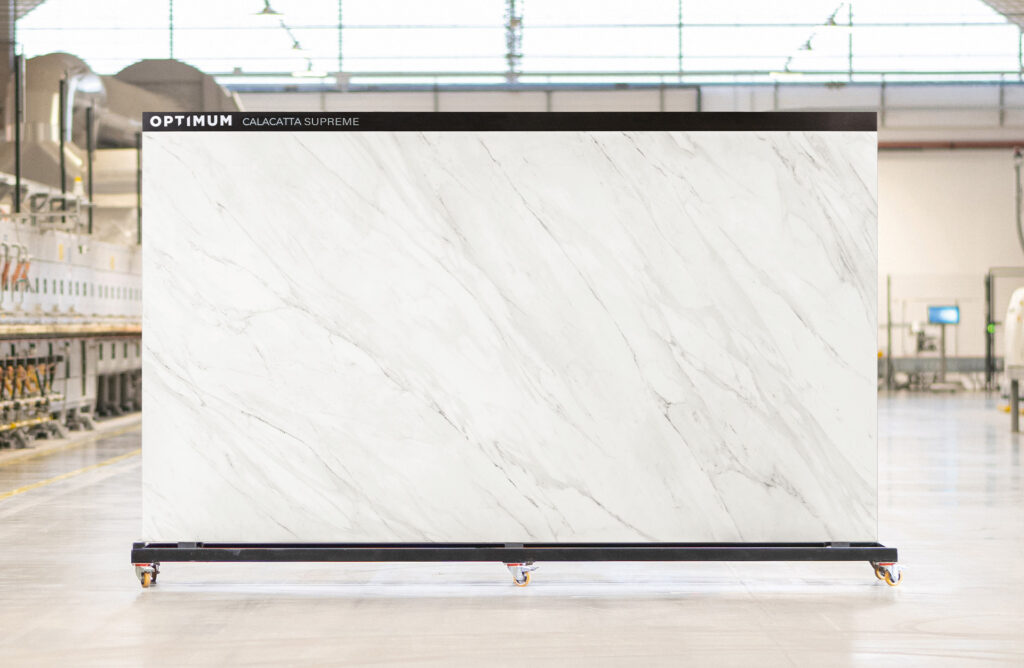 Optimum Surfaces Calacatta Supreme stoneware slabs| Optimum – Quality ...