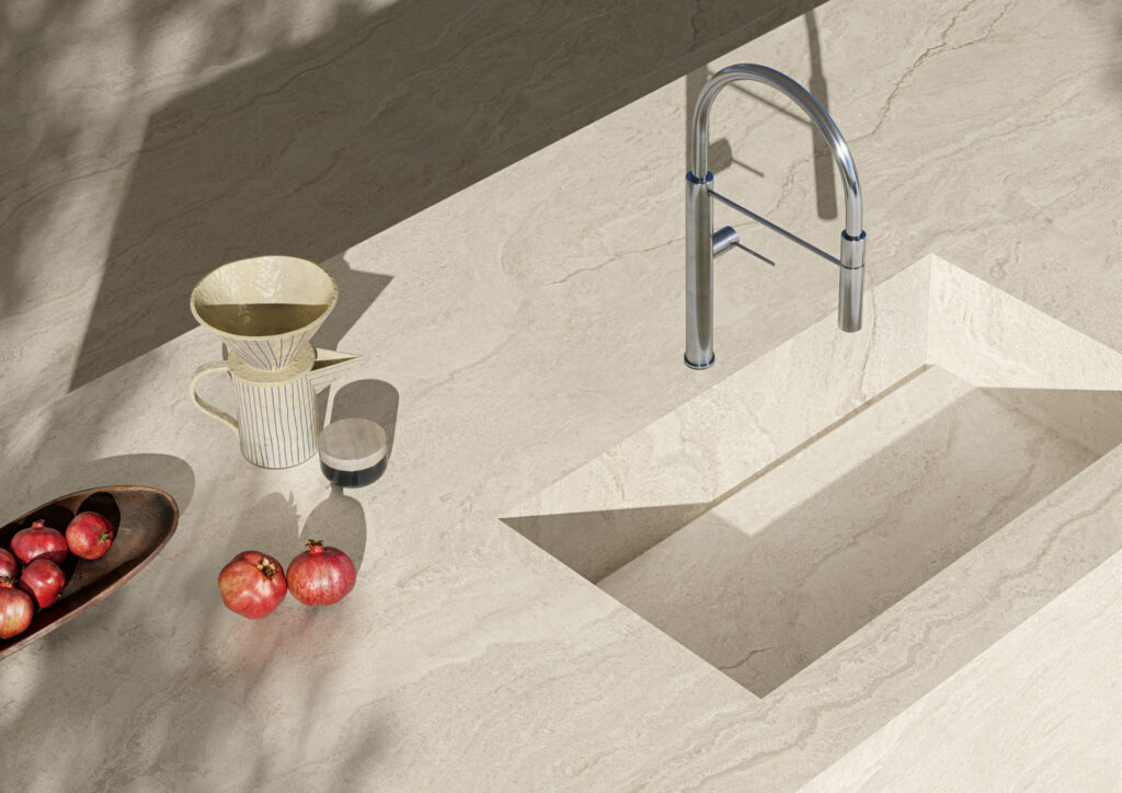 CloseUp-TravertinoLumina